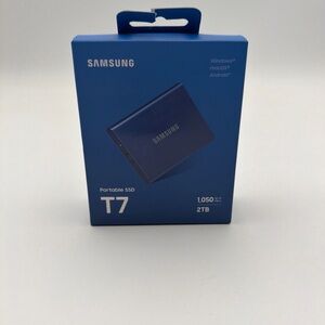 Samsung T7 Portable SSD 2TB in Blue